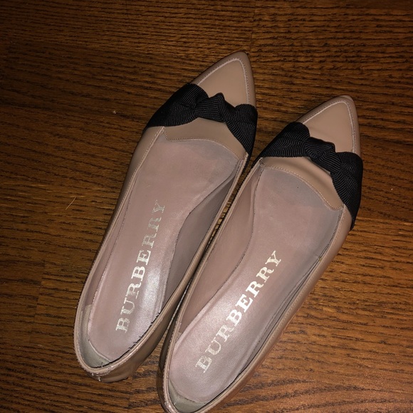 Burberry flats (size 7) - Picture 2 of 4